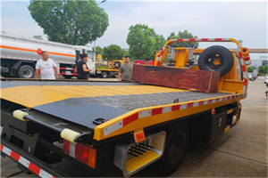 永仁附近拖车电话号码服务