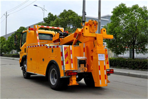 永仁高速路拖车费